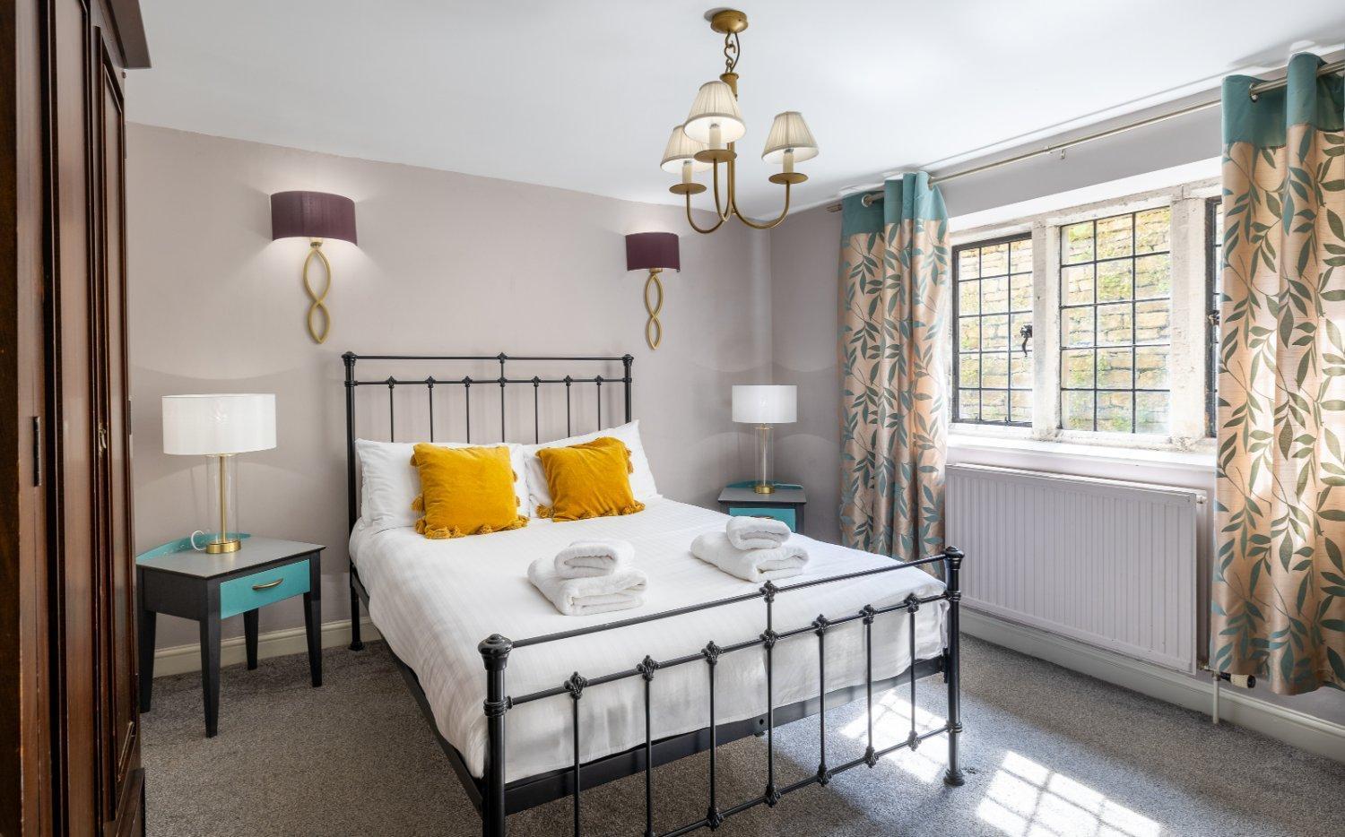 The School Rooms Estate Beautiful, Georgian Apartments With Private Heated Pool And Hot Tub Wifi And Parking Near Bath บ็อกซ์ ภายนอก รูปภาพ