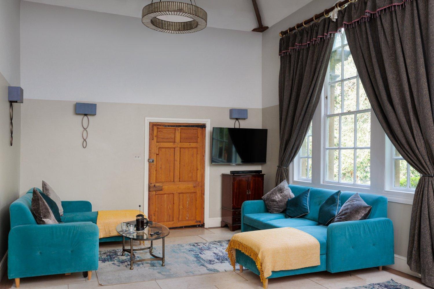 The School Rooms Estate Beautiful, Georgian Apartments With Private Heated Pool And Hot Tub Wifi And Parking Near Bath บ็อกซ์ ภายนอก รูปภาพ